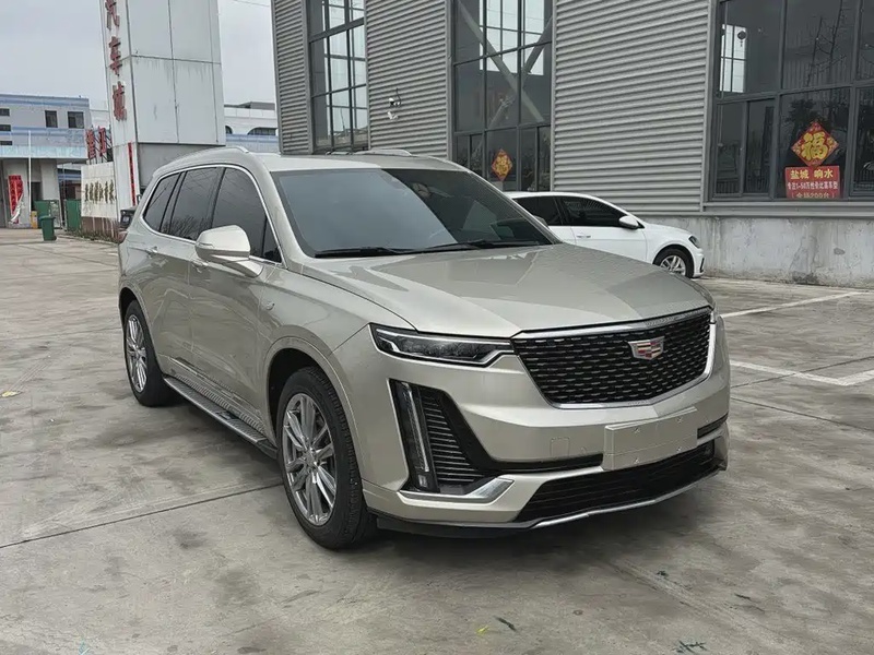 Cadillac XT6