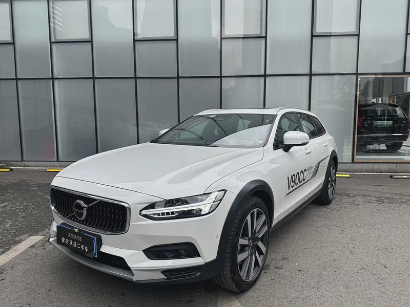 Volvo V90