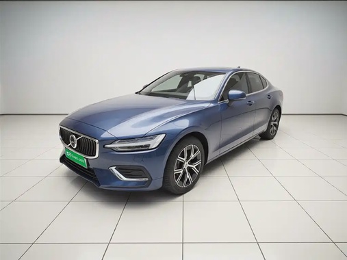 Volvo S60 2025