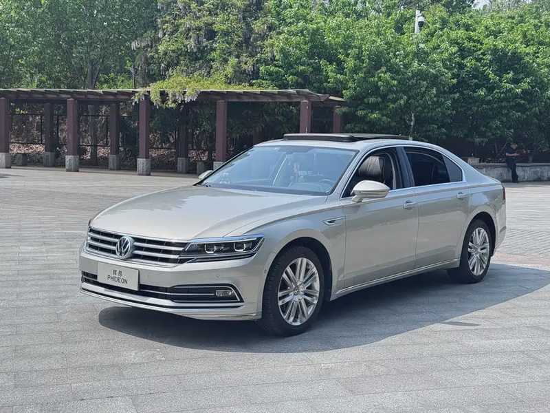 Volkswagen Phideon