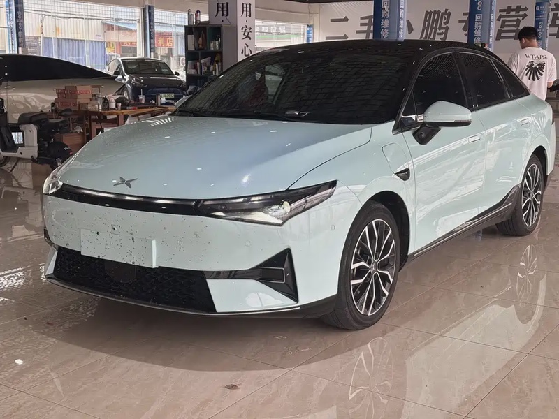 XPeng P5