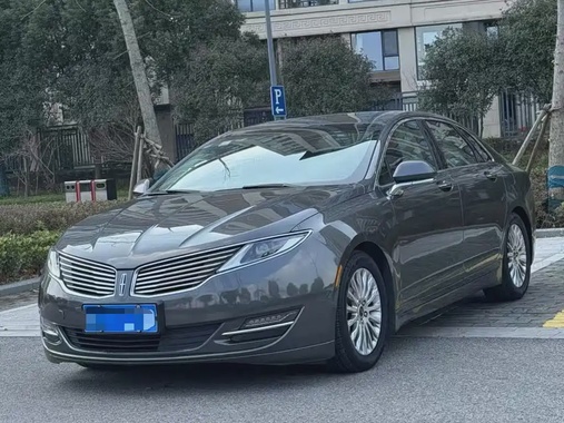 Lincoln MKZ 2015