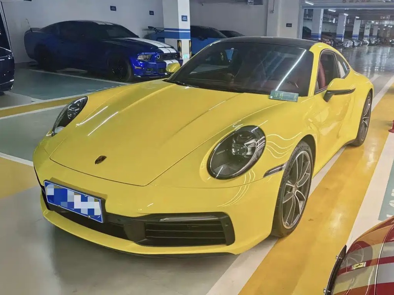 Porsche 911