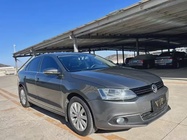 Volkswagen Sagitar 2015