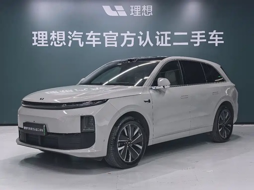 Li Auto L6 2025