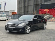 Infiniti Q70 2014