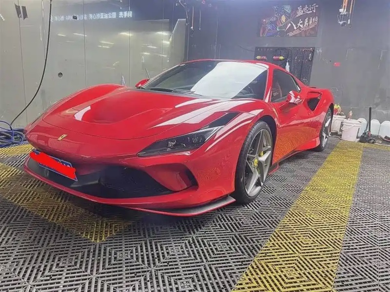 Ferrari F8
