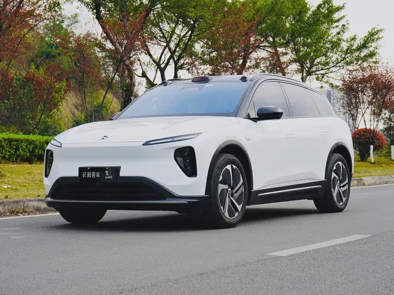 NIO ES6