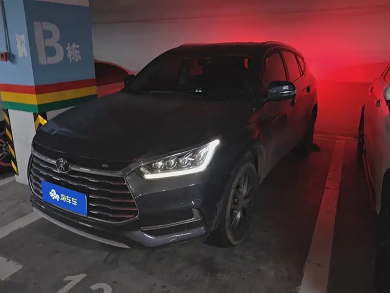 BYD Song