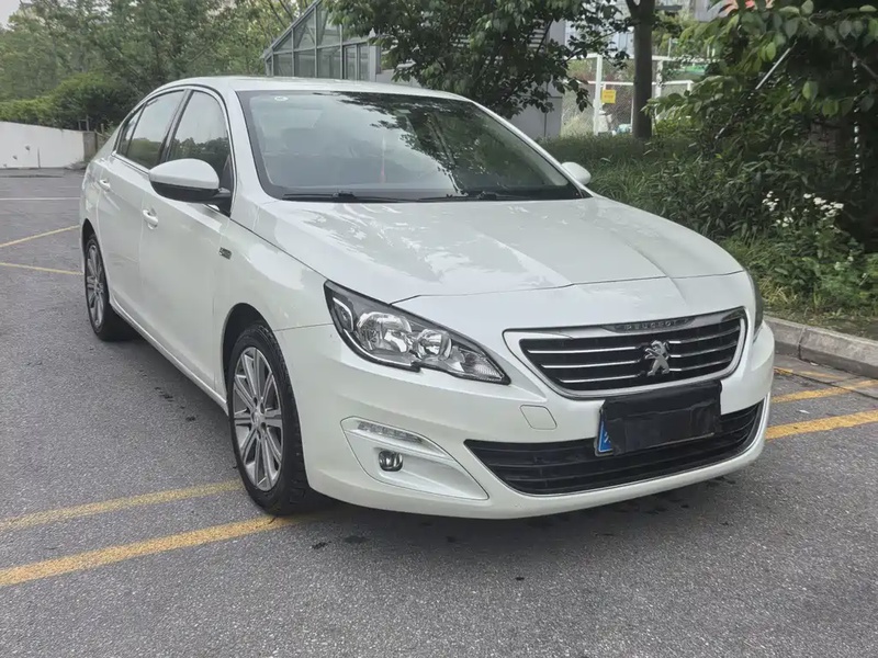 Peugeot 408