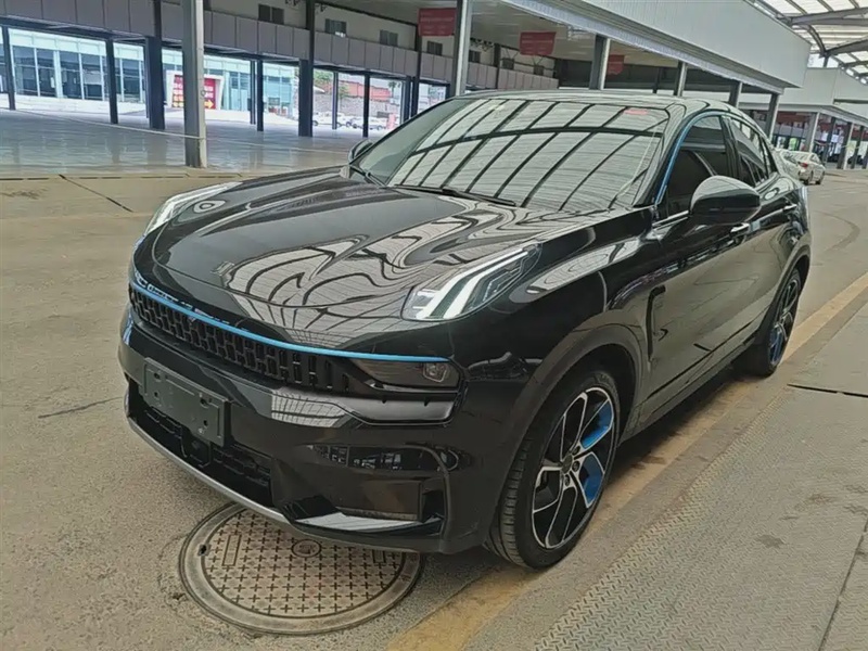 Lynk & Co 05