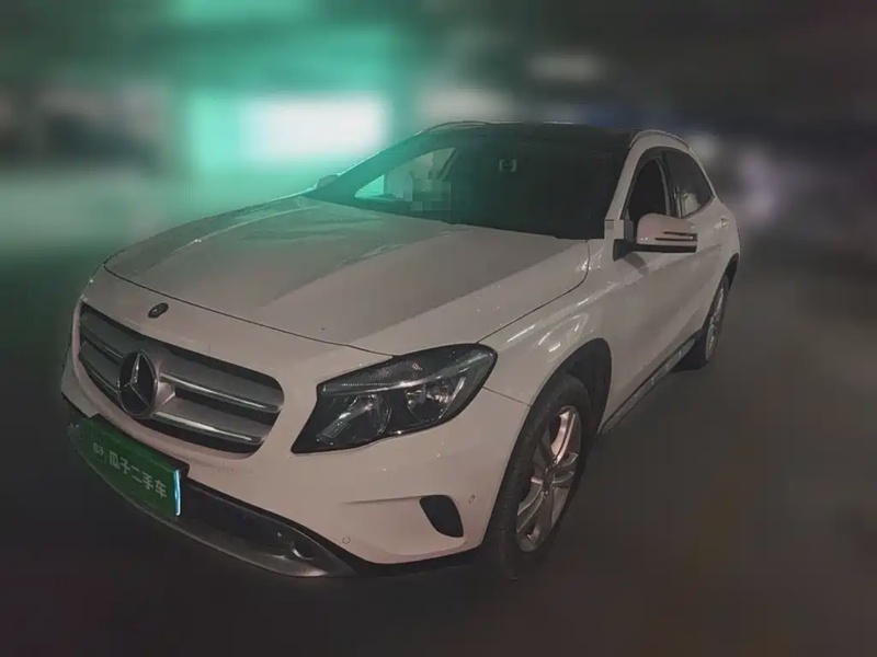 Mercedes-Benz GLA-Class