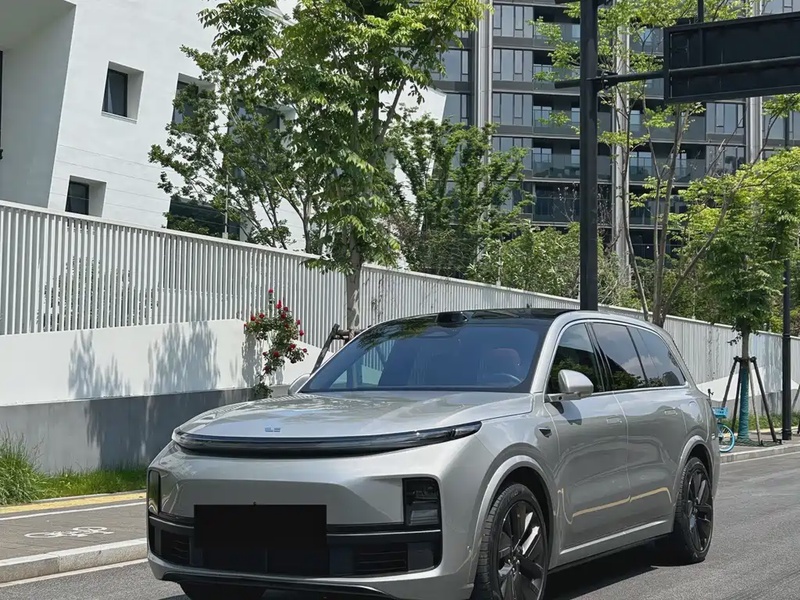 Li Auto L9