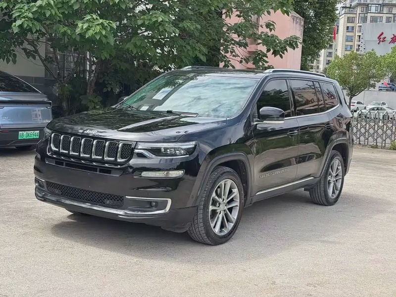 Jeep Grand Commander