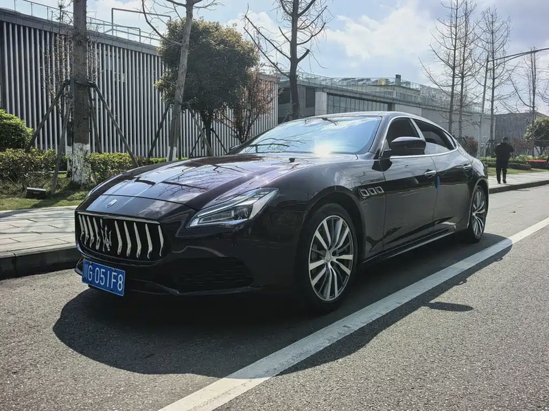 Maserati Quattroporte