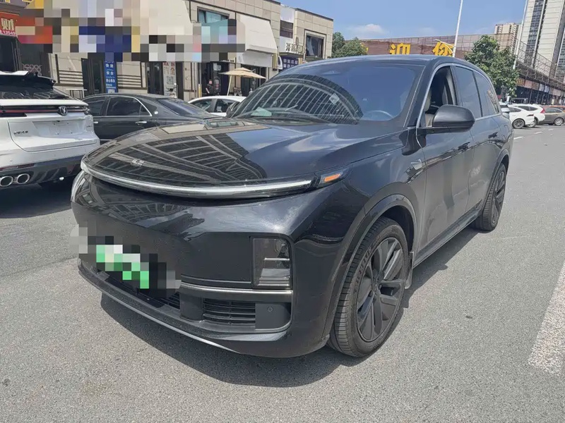 Li Auto L8