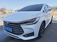 BYD MAX 2017