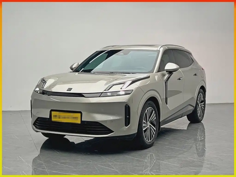Lynk & Co 08