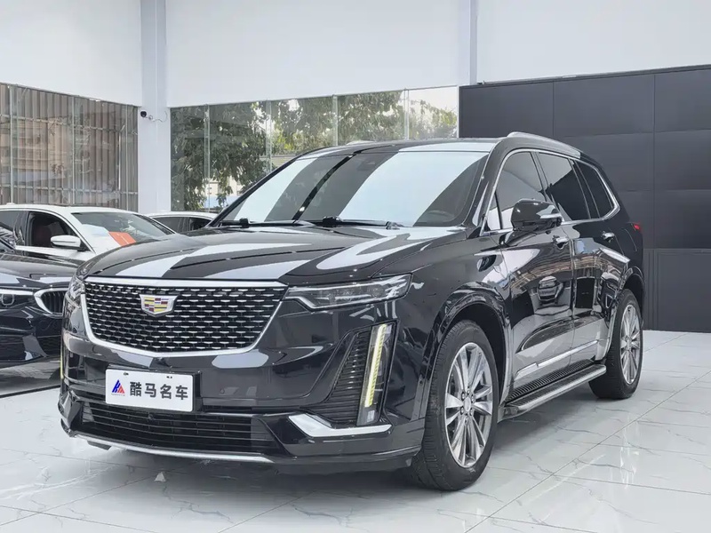 Cadillac XT6