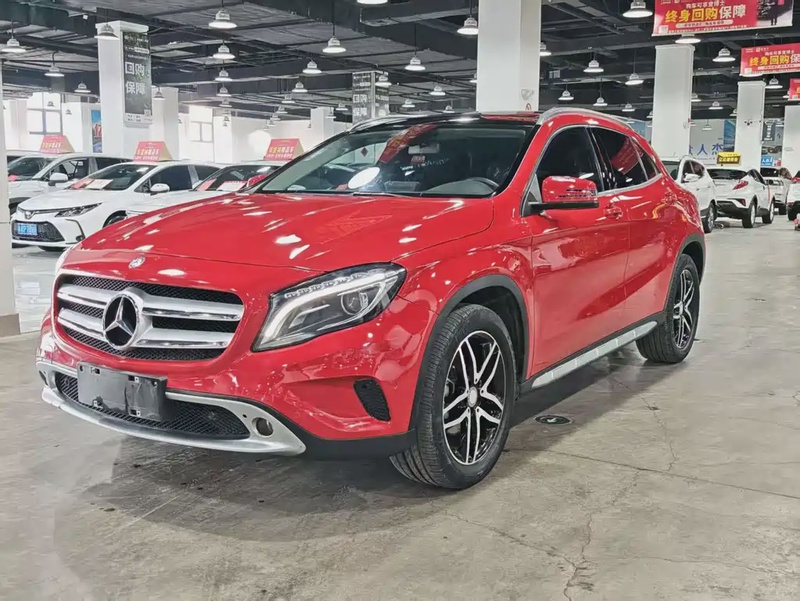 Mercedes-Benz GLA-Class