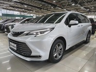 Toyota Sienna 2025