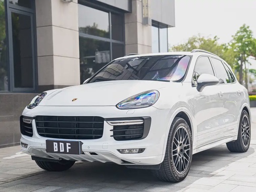 Porsche Cayenne 2016
