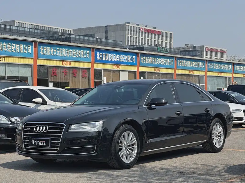 Audi A8
