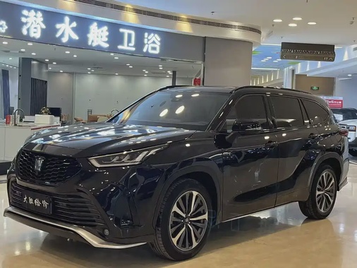 Toyota Crown Kluger 2024