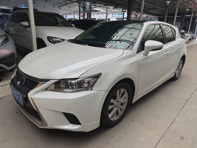 Lexus CT