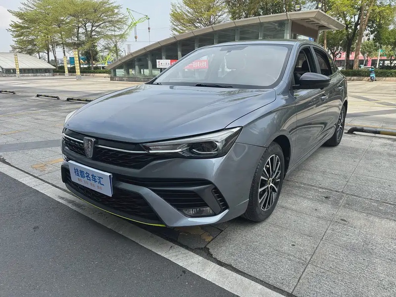 Roewe i5