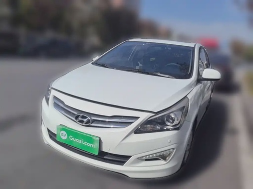 Hyundai Verna 2016