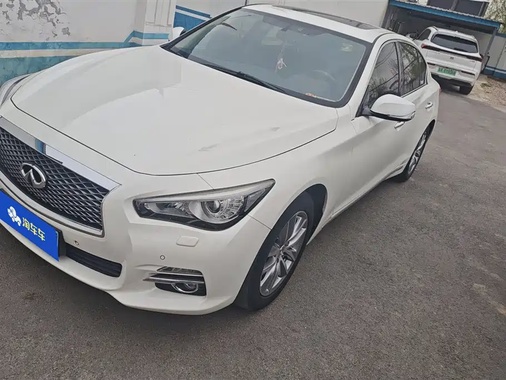 Infiniti Q50 2016