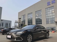 Lexus ES 2020