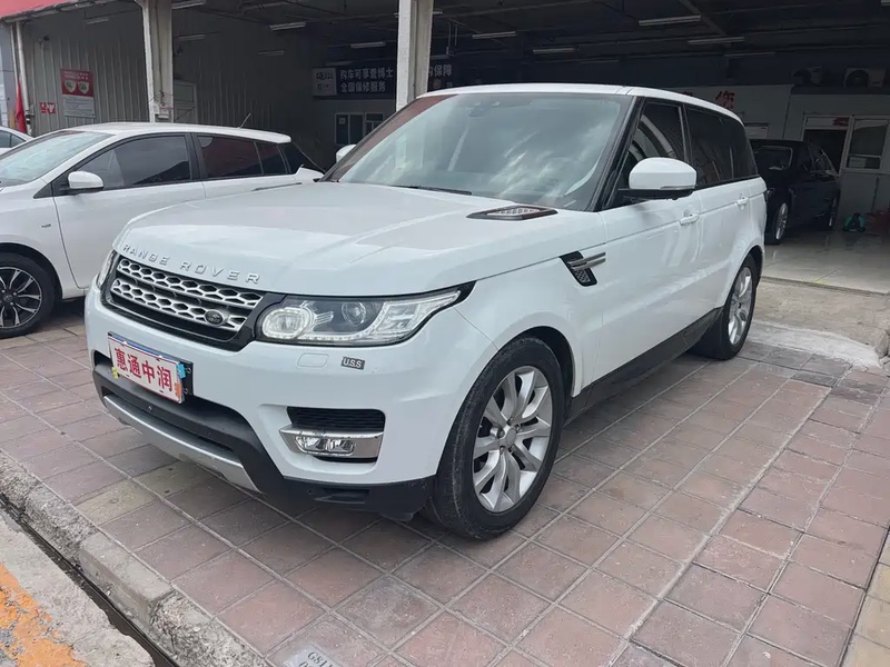 Land Rover Sport