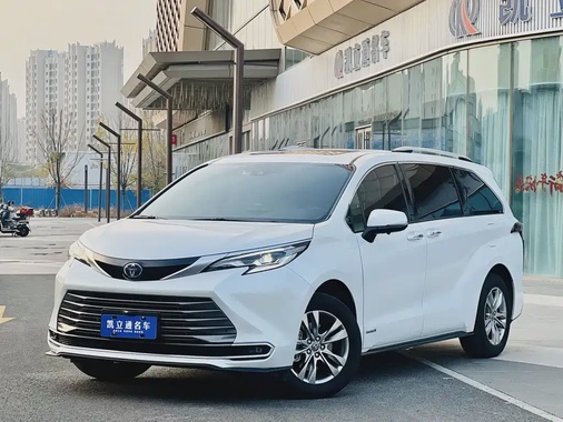 Toyota Sienna 2024