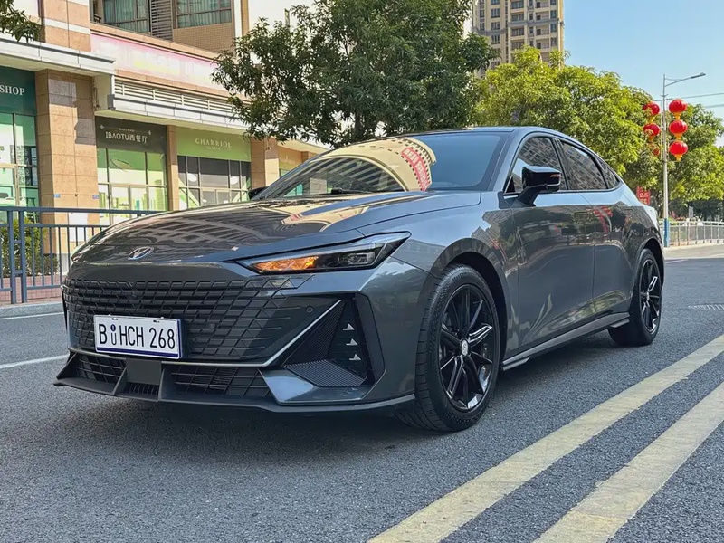 Changan UNI-V