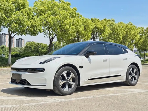 Zeekr 001 2023