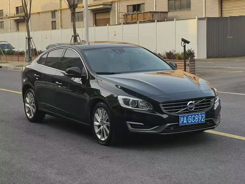 Volvo S60