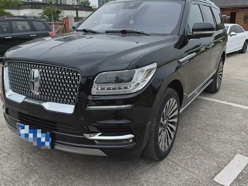 Lincoln Navigator 2021
