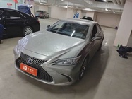 Lexus ES 2018