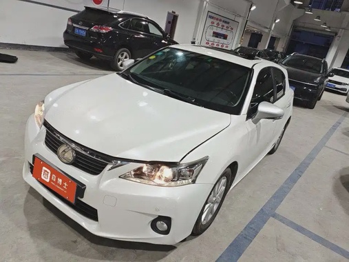 Lexus CT 2013