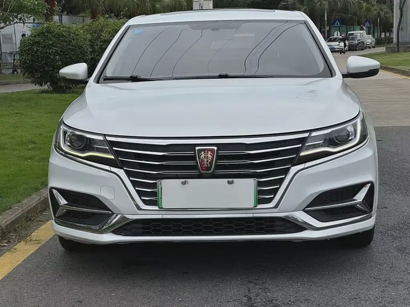 Roewe i6