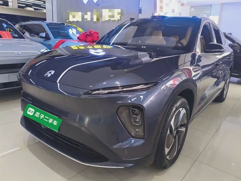 NIO EC7