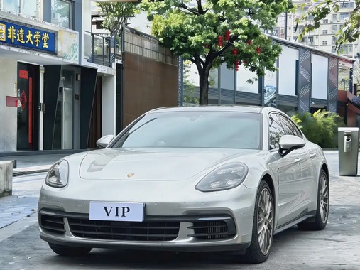 Porsche Panamera 2020