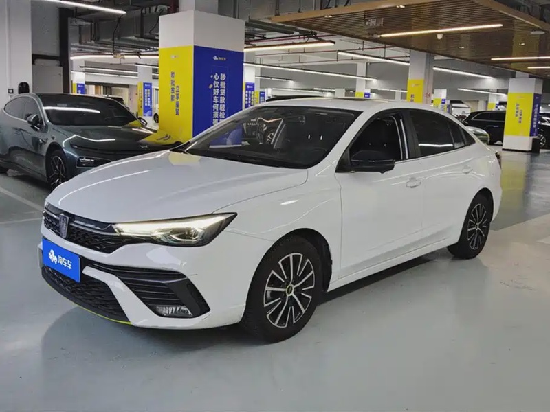 Roewe i5