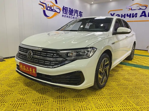 Volkswagen Sagitar 2022