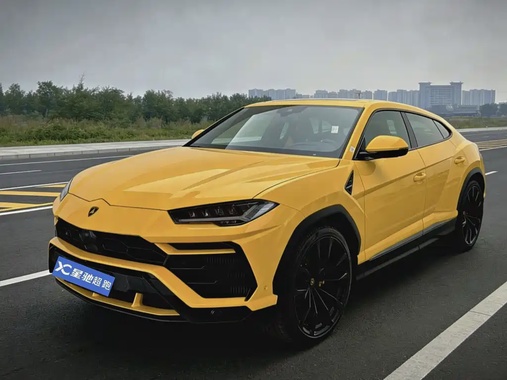 Lamborghini Urus 2021