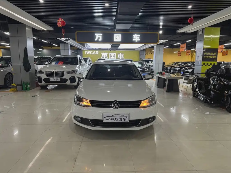 Volkswagen Sagitar