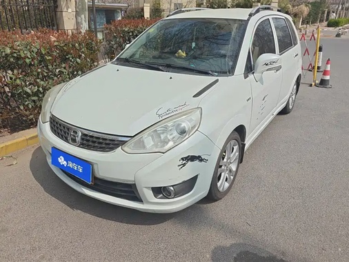 Suzuki Liana 2015