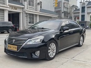 Toyota Crown 2013